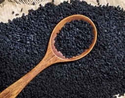 Лечебната сила на черния кимион. Защо е толкова полезен?