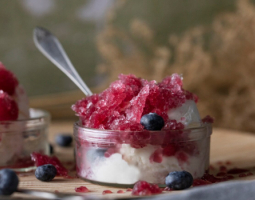 The Real Taste of Summer: Homemade Ice Cream with Natural Ingredients